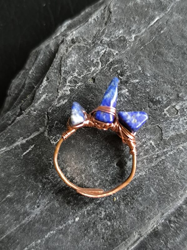 Miedziany pierścionek – Lapis lazuli