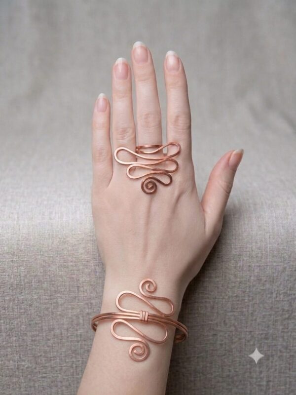 Bransoletka miedziana – spiralne fale